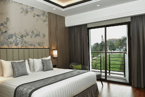 hotel mason pine