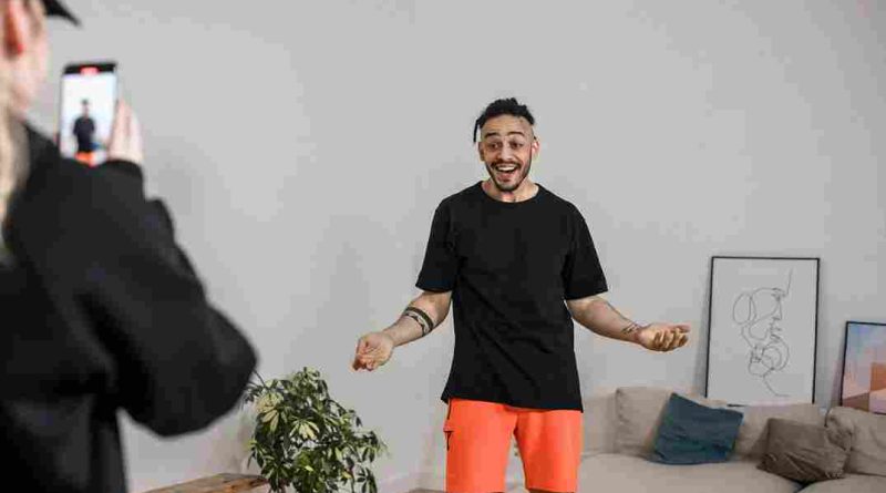 edit video profesional dengan smartphone